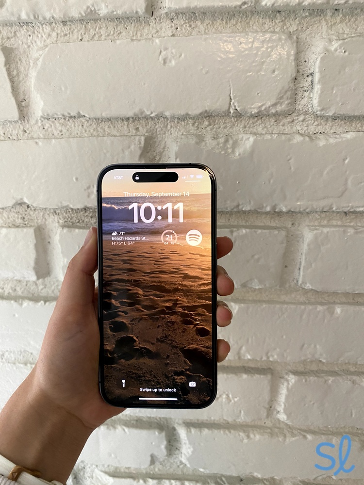 Using the iPhone 16 Plus Using the iPhone 14 Pro